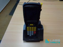 Motorola Omni XT 15 Handheld mit Ladegerät