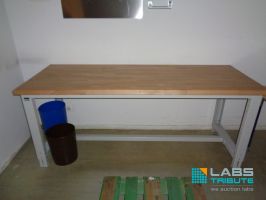 Bild Werkbank mit Massivholzplatte