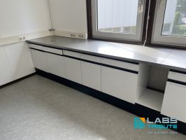 Laborzeile Edelstahl Arbeitsfläche