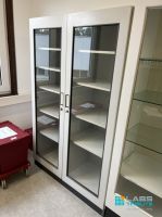 Bild Vitrinenschrank