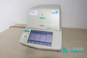 BioRad PCR-Cycler CFX384 Touch